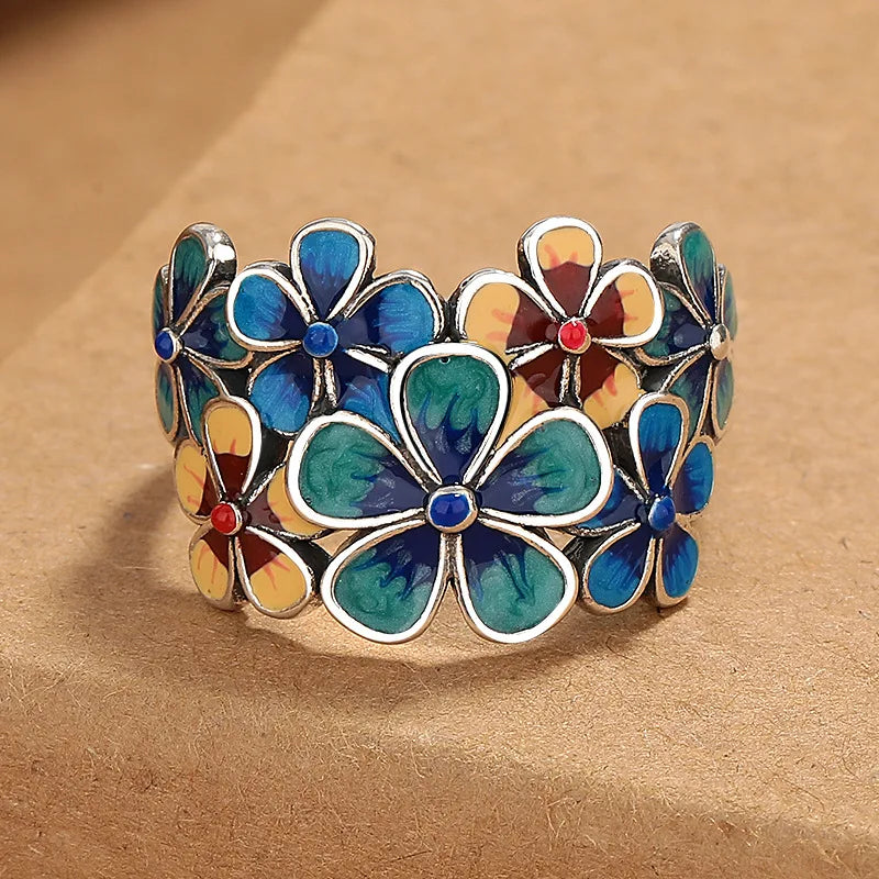Anillo Ajustable "Jardín Retro"™: Flores de Esmalte Bohemio