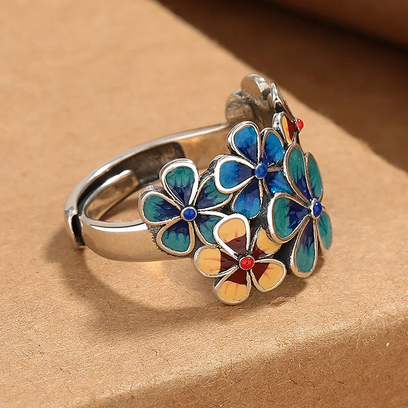 Anillo Ajustable "Jardín Retro"™: Flores de Esmalte Bohemio